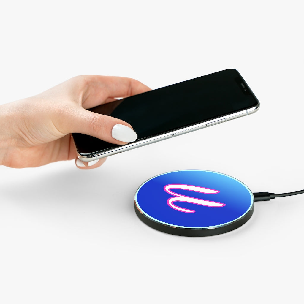 
                  
                    URTHA Logo Wireless Phone Charger
                  
                